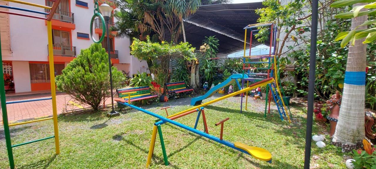 Hotel Emperador Barbosa  Eksteriør billede