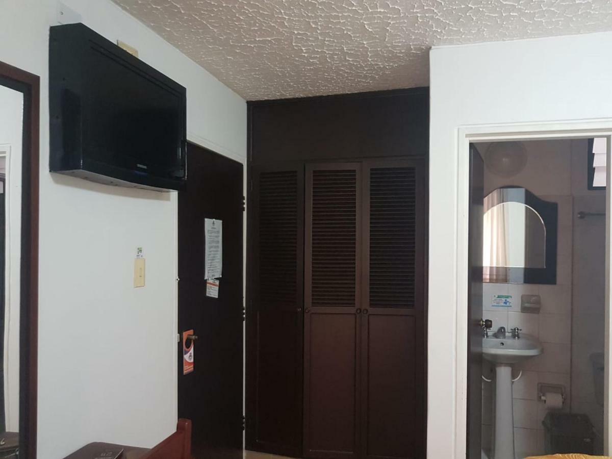 Hotel Emperador Barbosa  Eksteriør billede
