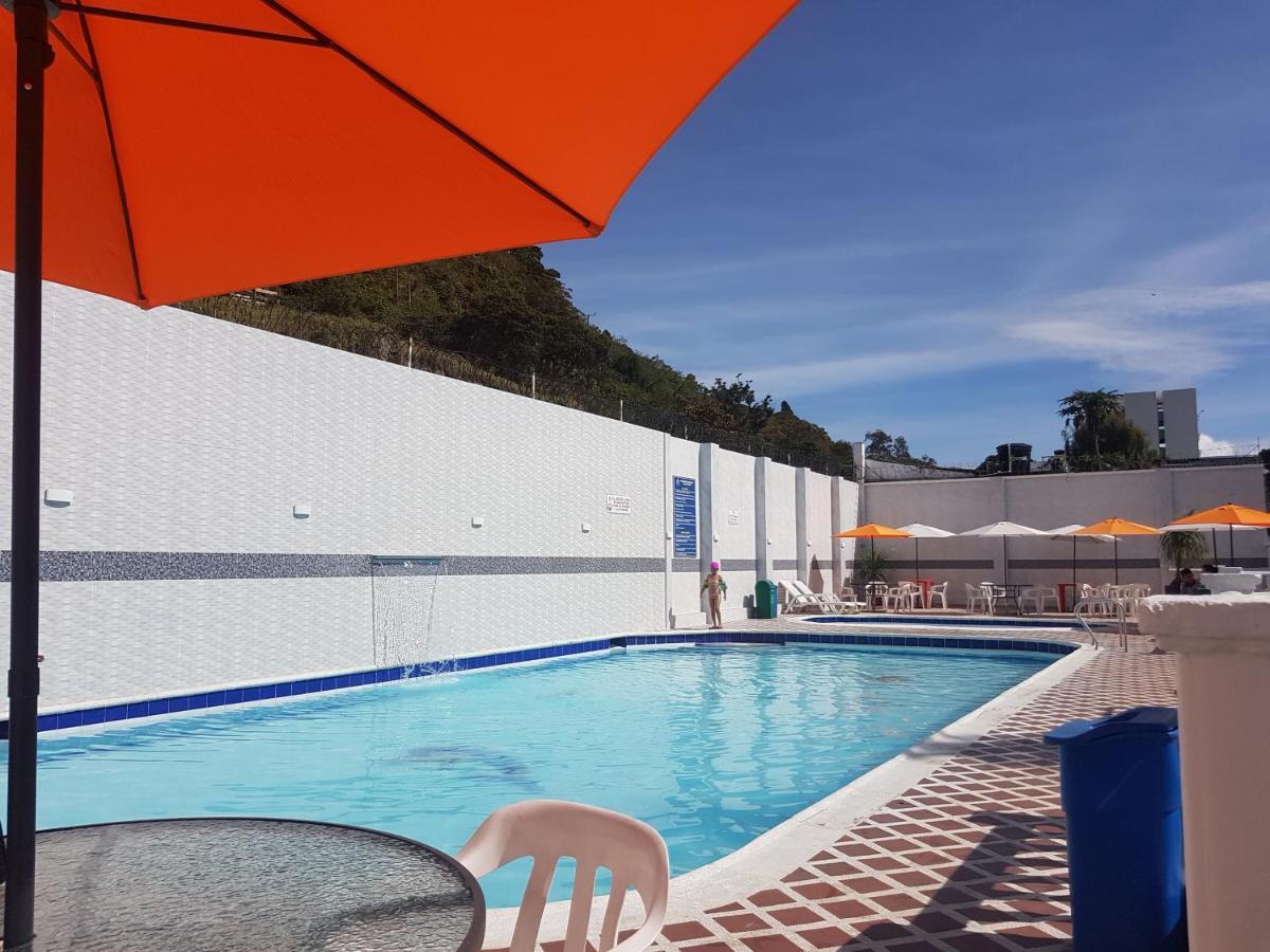 Hotel Emperador Barbosa  Eksteriør billede